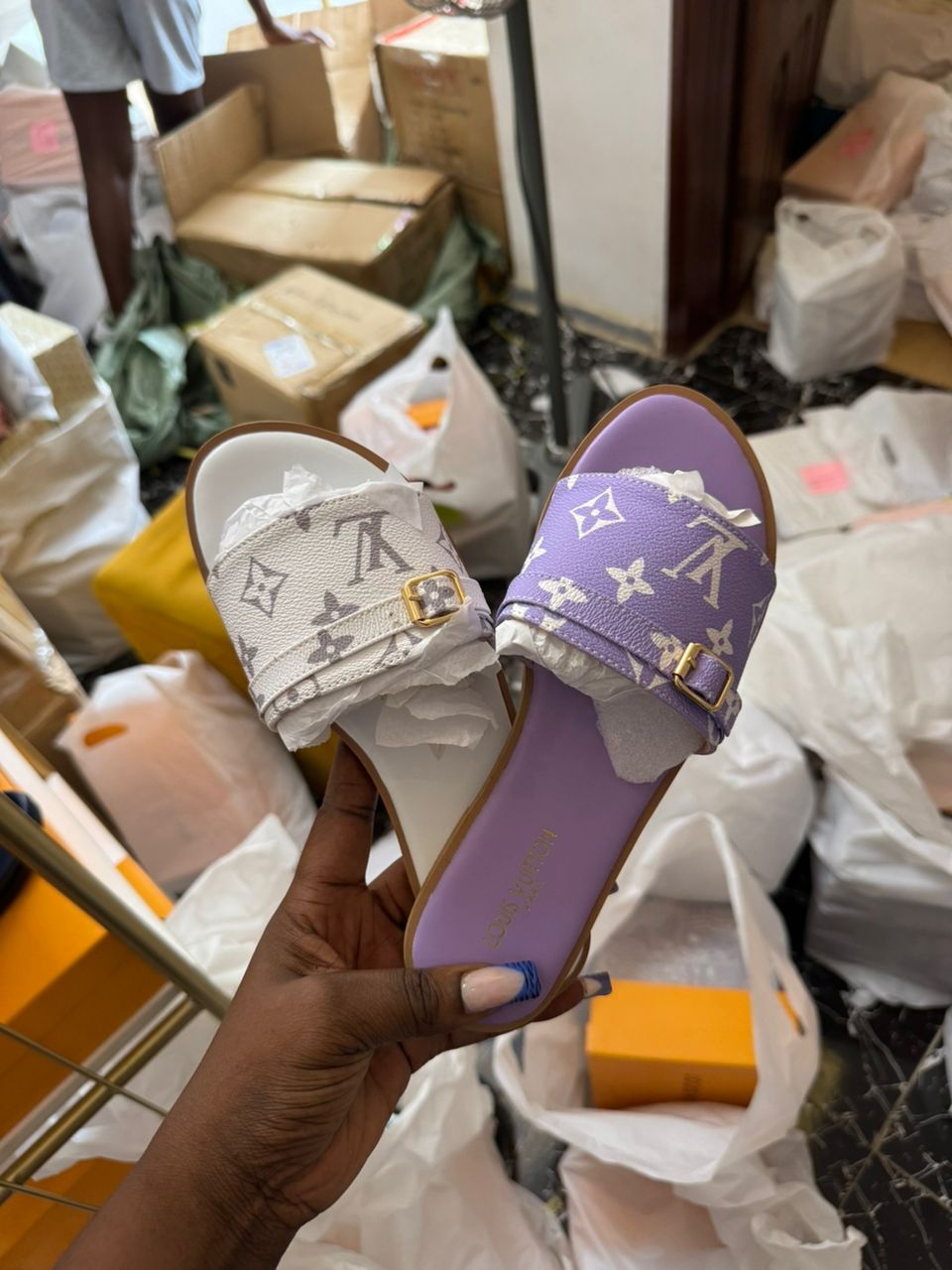 New LV slippers 002