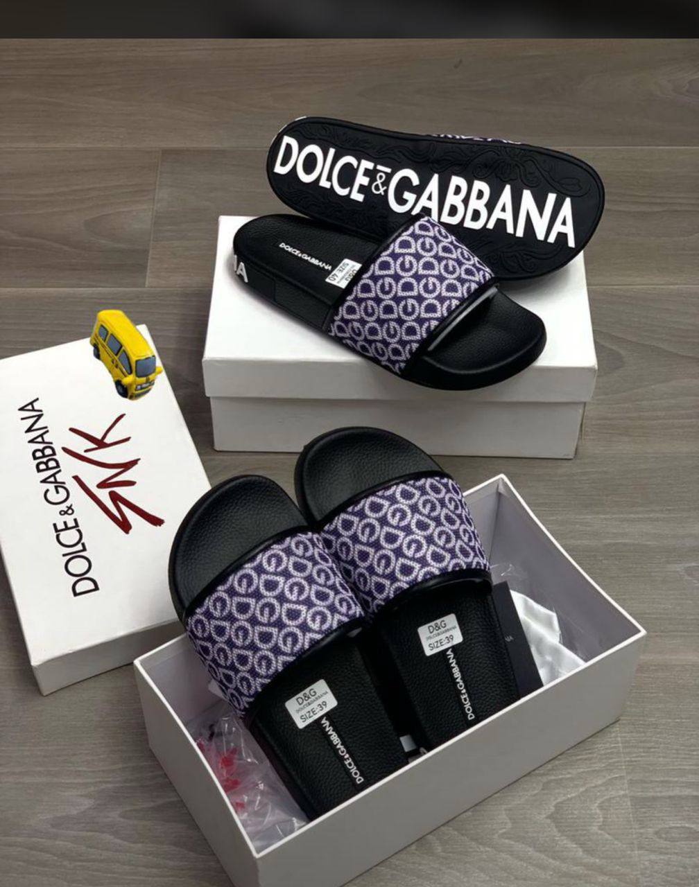 D&G slide