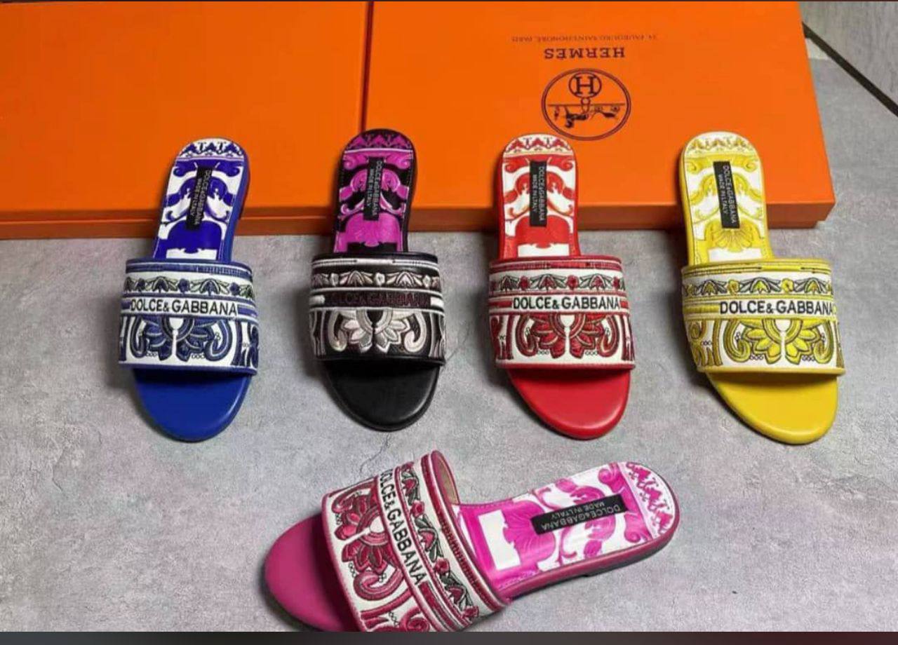 D&G slide