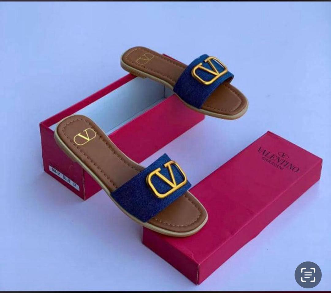 Valentino slide