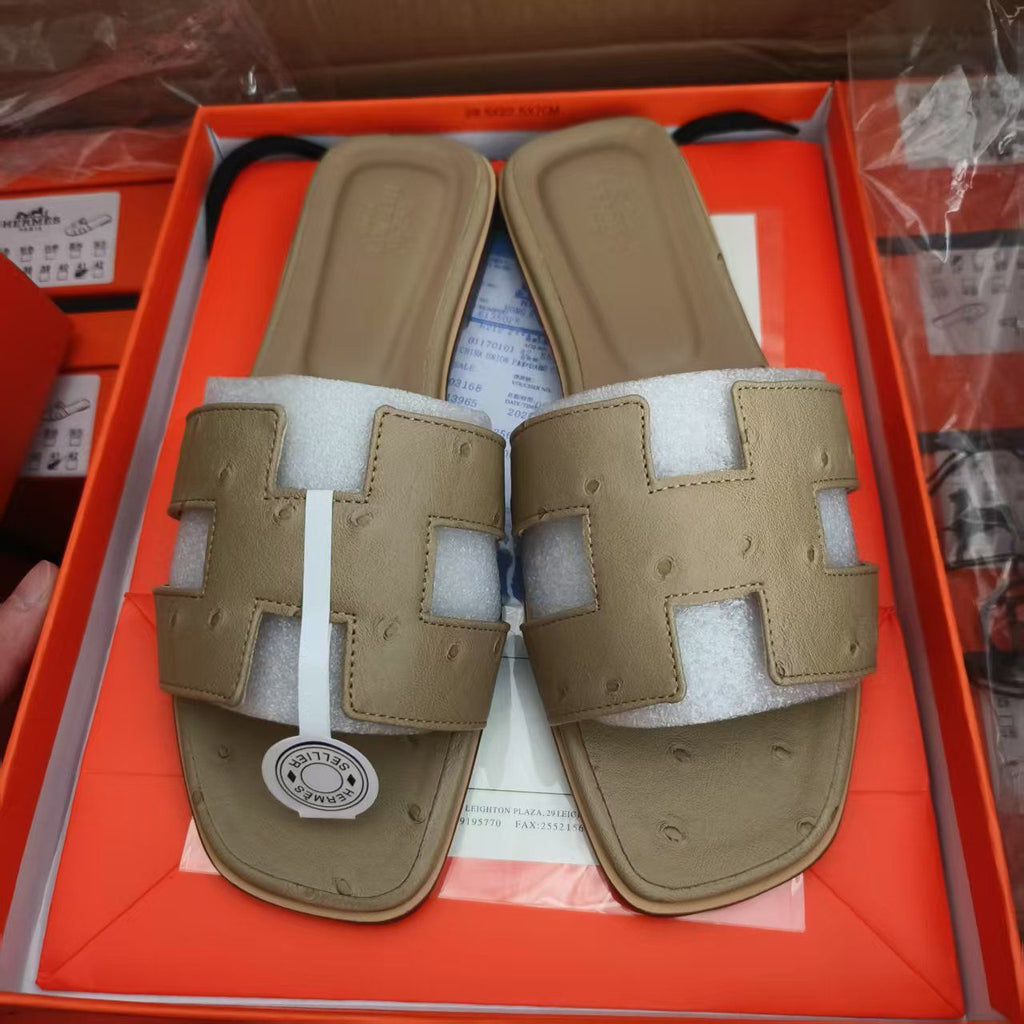 Hermes slippers